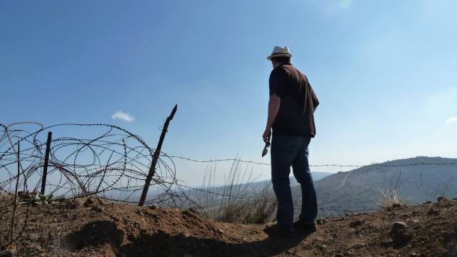 Artikkelforfatteren på grensen til Syria.